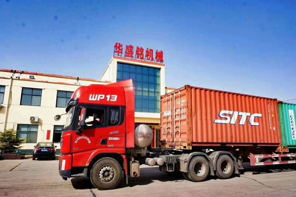 4PG0404四輥破碎機(jī)包裝發(fā)往青島港，出口埃及 